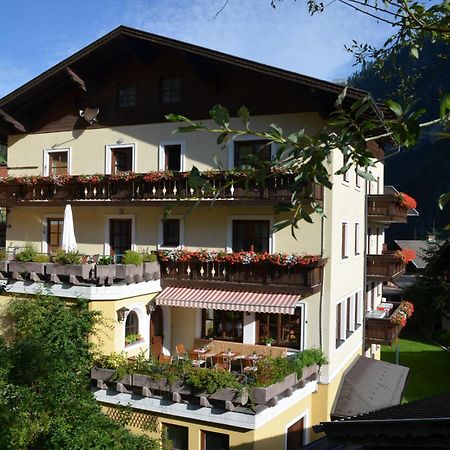Landhotel Almroesl Im Grossarltal Хютчлаг Экстерьер фото