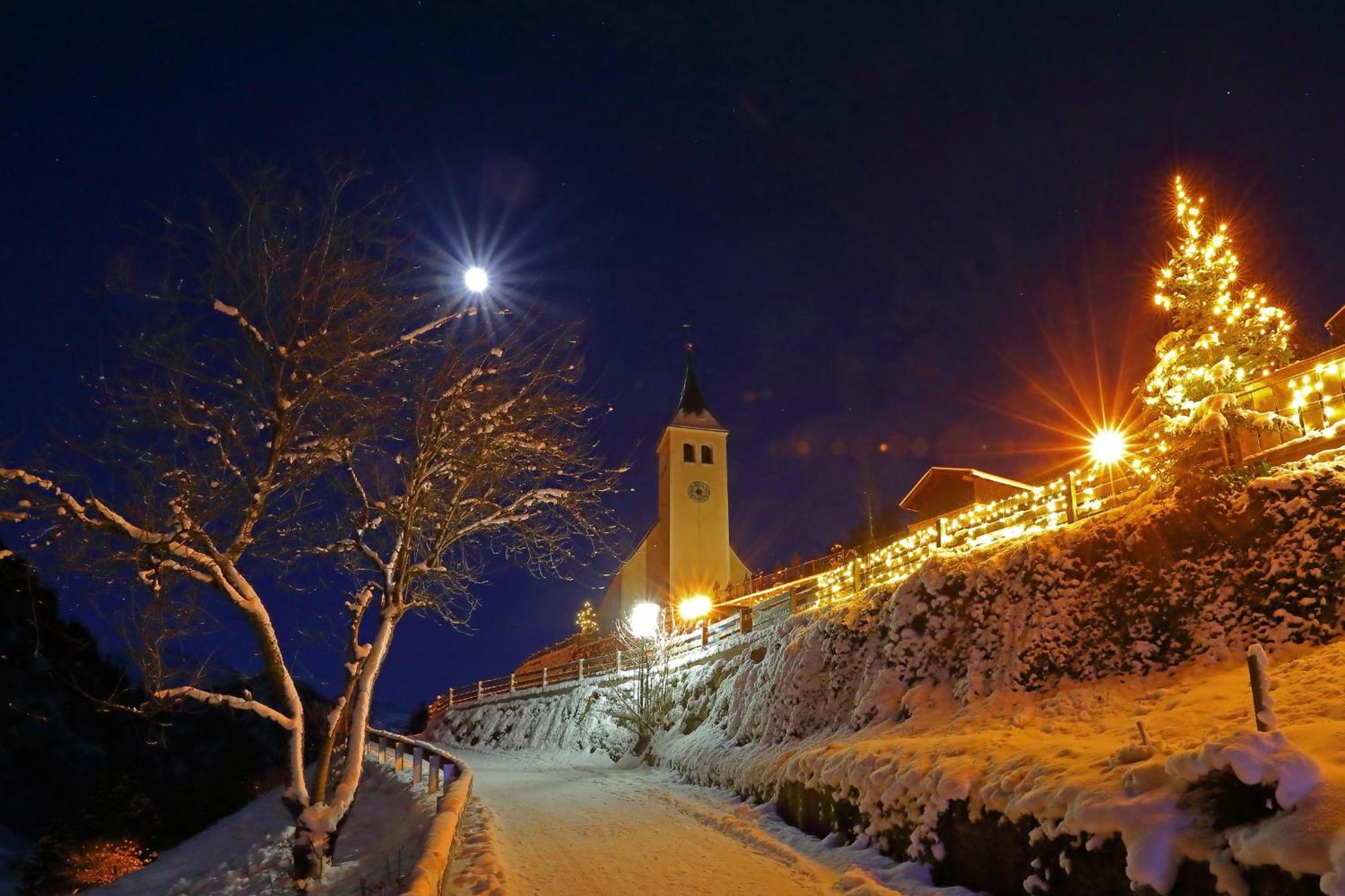 Landhotel Almroesl Im Grossarltal Хютчлаг Экстерьер фото